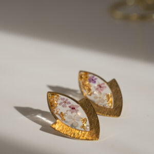 Pendientes lágrima de flores