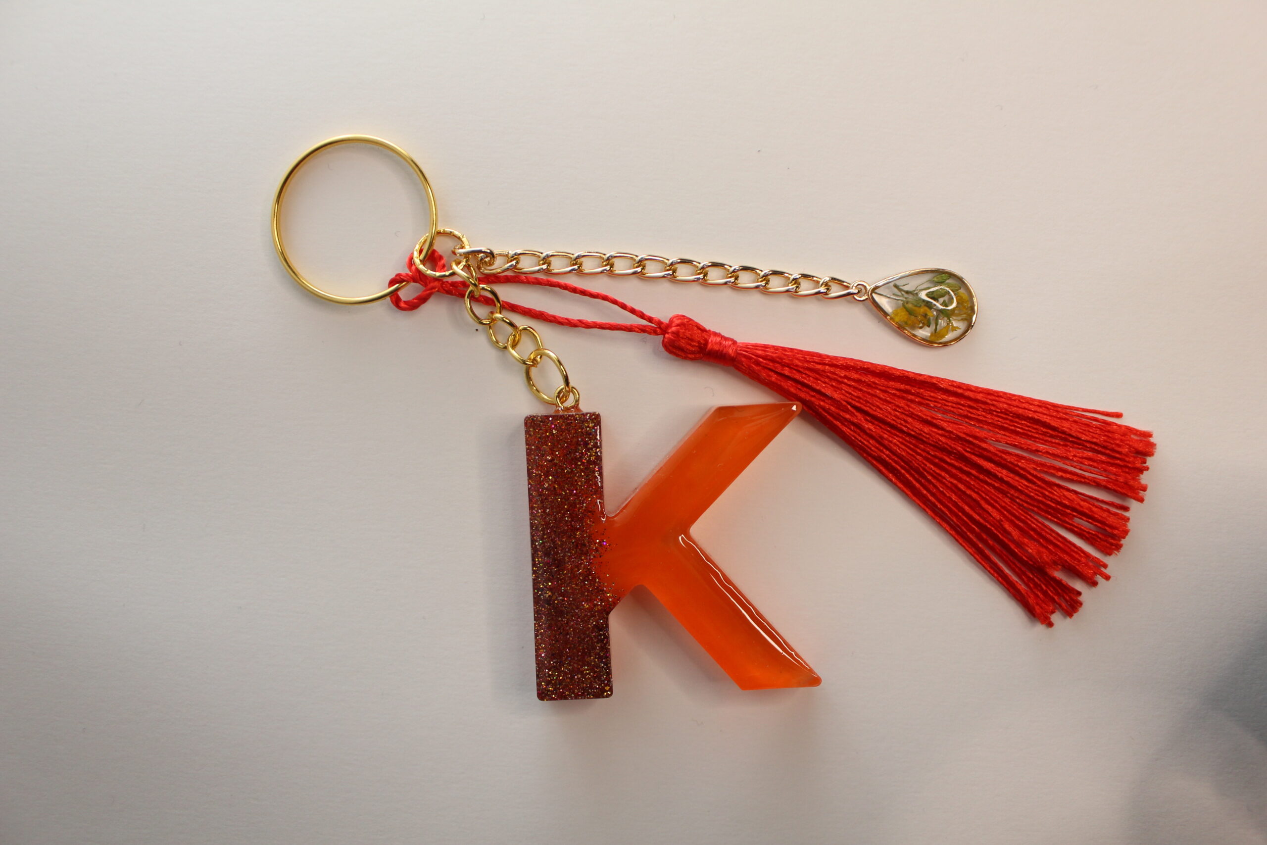Llavero letra K naranja