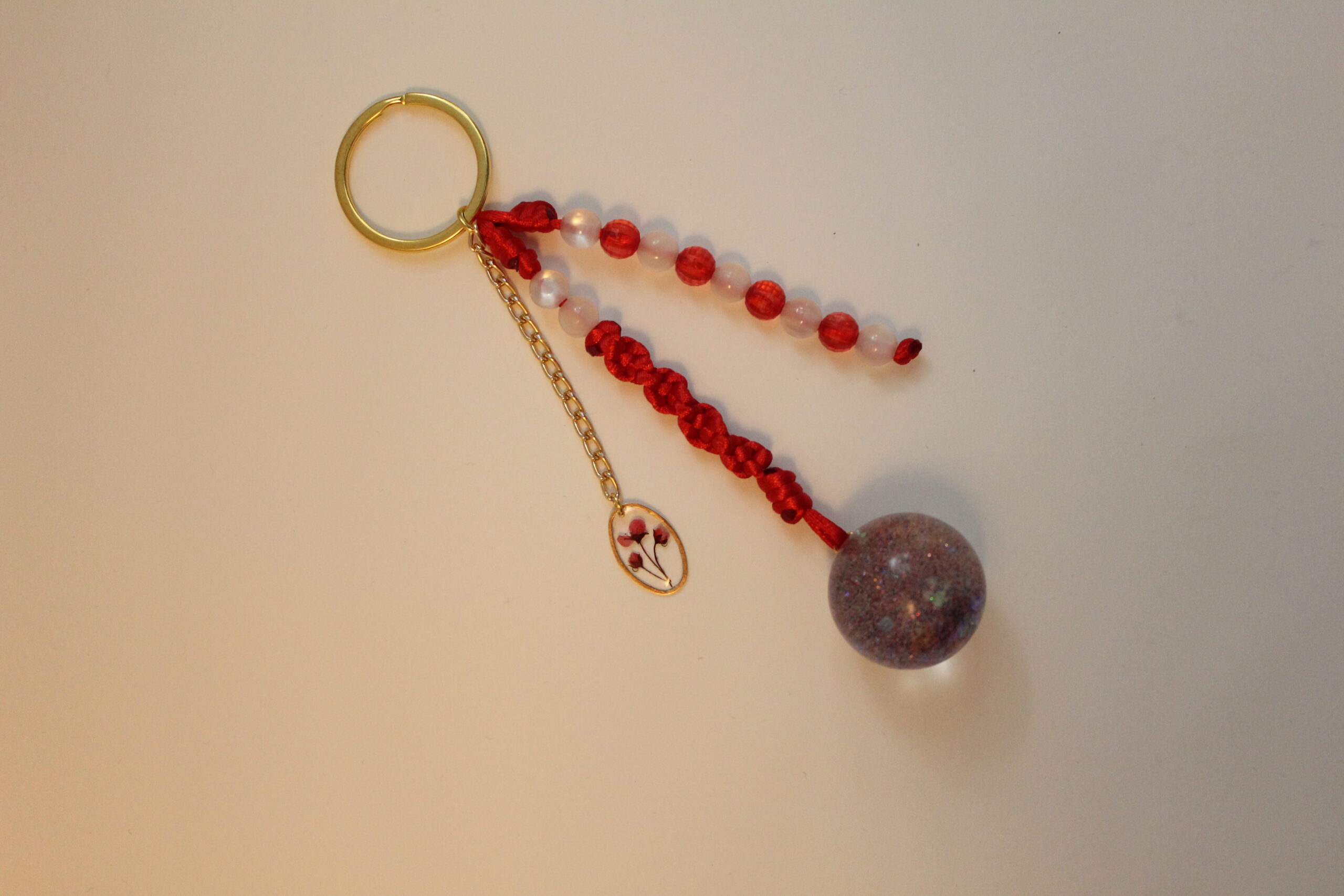 Llavero rojo esfera